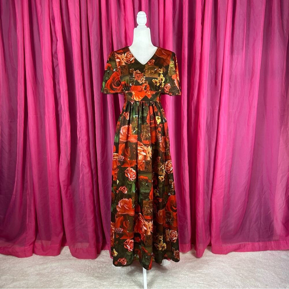 Vintage unbranded rose and graphic print maxi dress, size med
